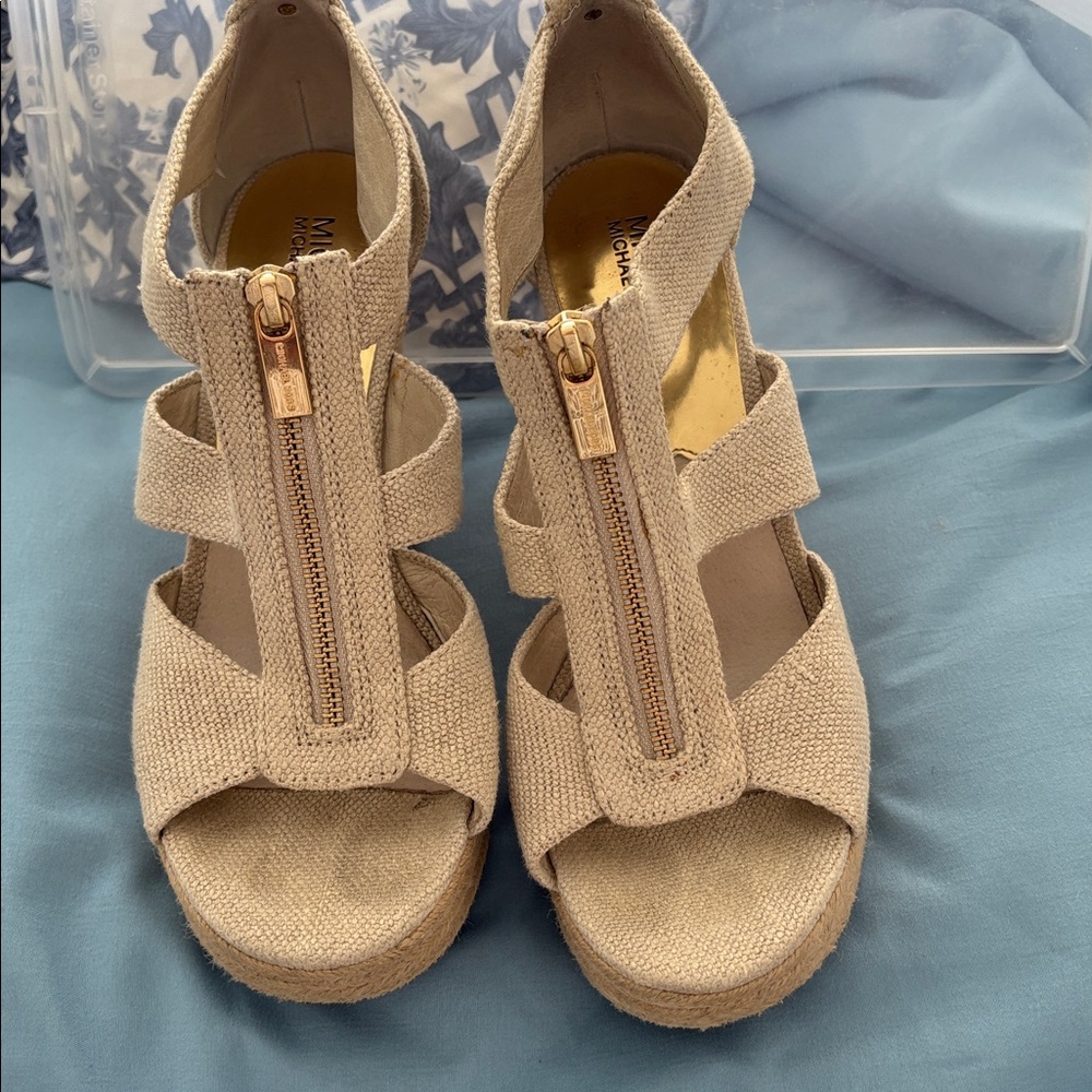 Michael Kors Beige Sandals with Gold Zipper